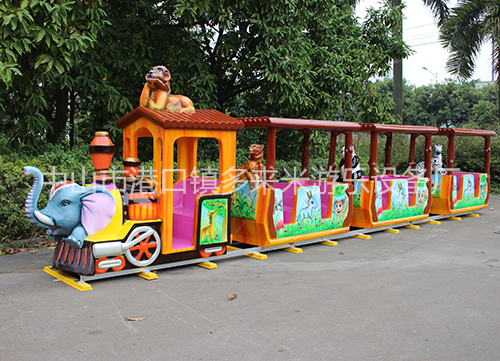 多来米无轨小火车