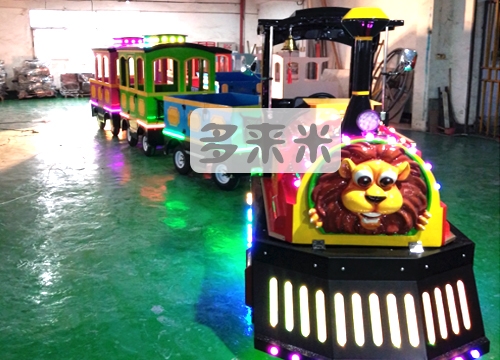 无轨组装小火车